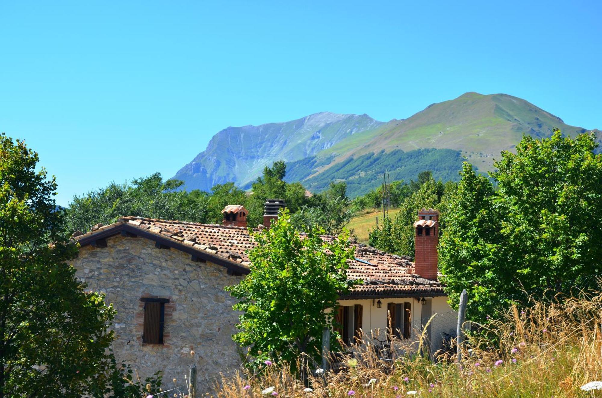 Agriturismo Le Castellare Montemonaco Zewnętrze zdjęcie