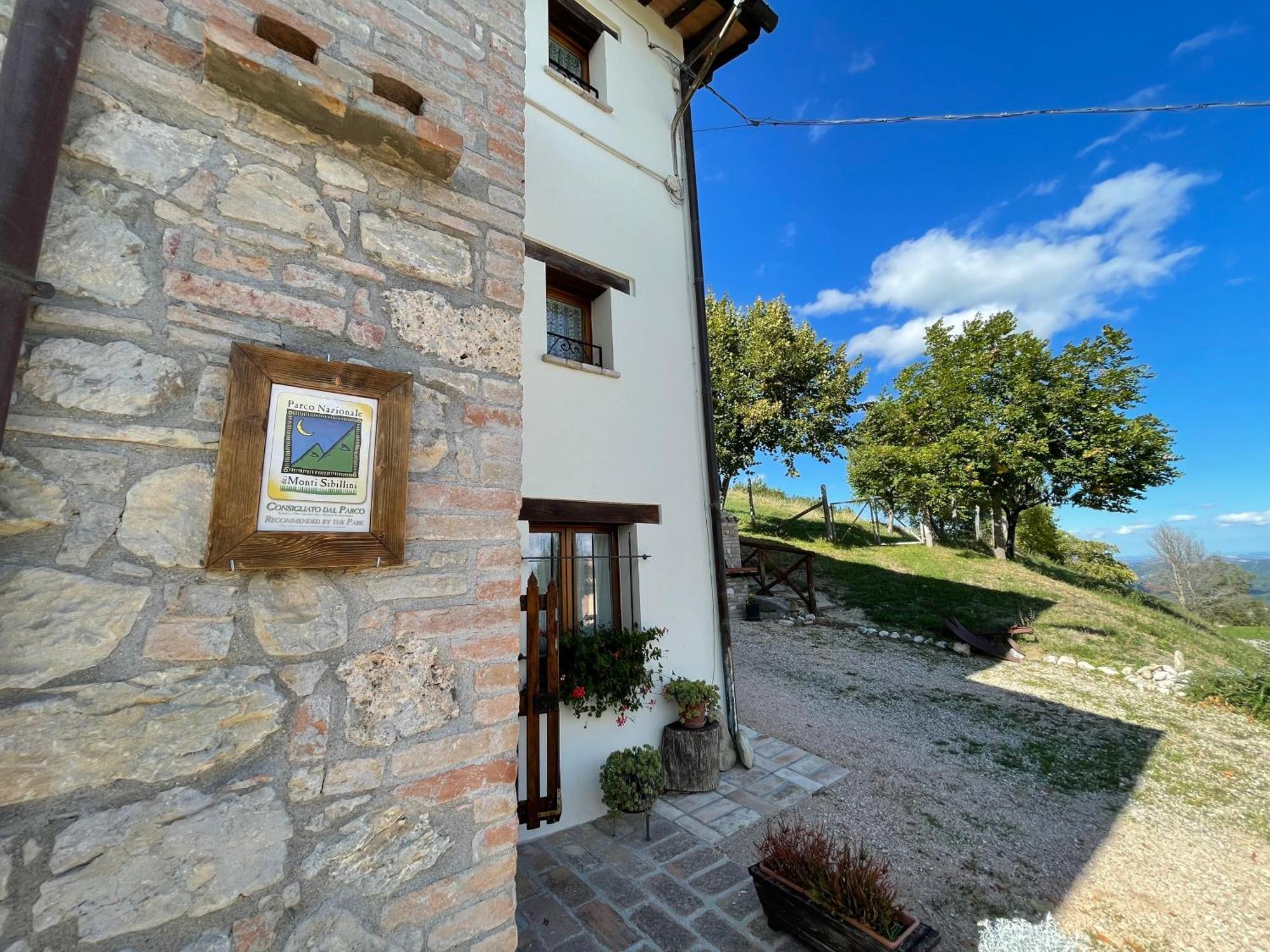 Agriturismo Le Castellare Montemonaco Zewnętrze zdjęcie
